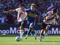 爱游戏app下载-河床战术调整，关键球员或将首发出战