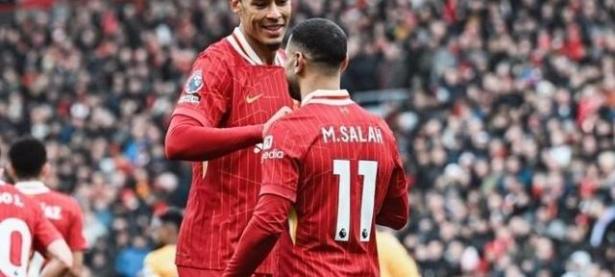 爱游戏体育官网-关于全球足球盛宴，球员们的狂热表现引人注目的信息