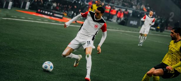 爱游戏体育直播-法兰克福憾负对手，球队表现令人失望