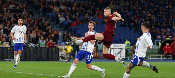 爱游戏官网-罗马足球俱乐部冬训抵达南部地区，备战联赛