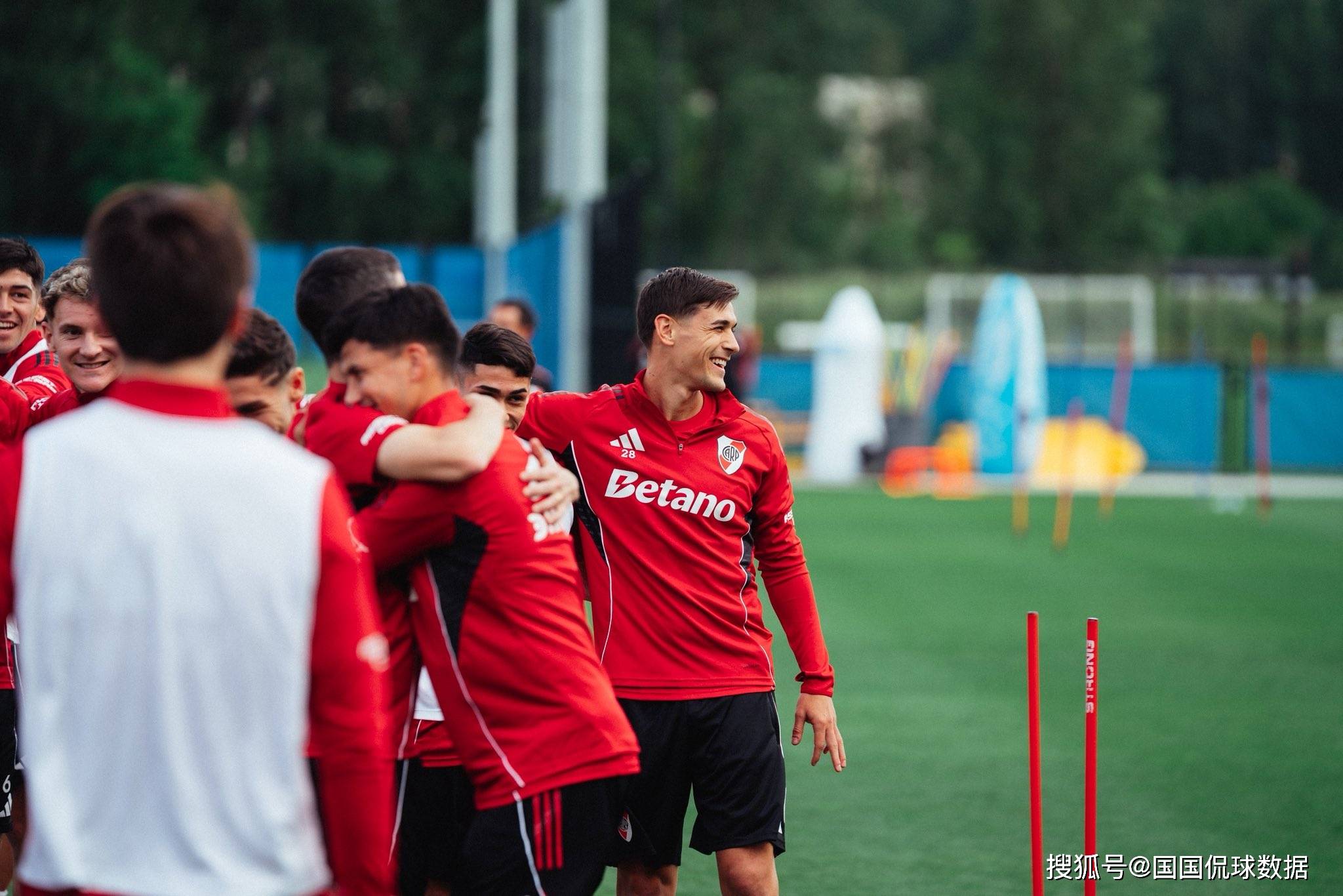 河床战术调整，关键球员或将首发出战