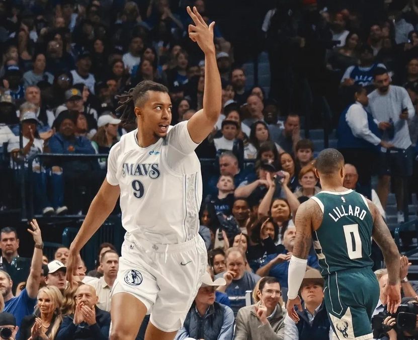 雄鹿遭连败,独行侠力克奇才 雄鹿遭连败,独行侠力克奇才