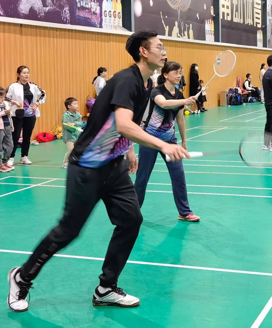 心路历程:球员团结合作实现惊人胜利的简单介绍 心路历程:球员团结合作实现惊人胜利的简单介绍