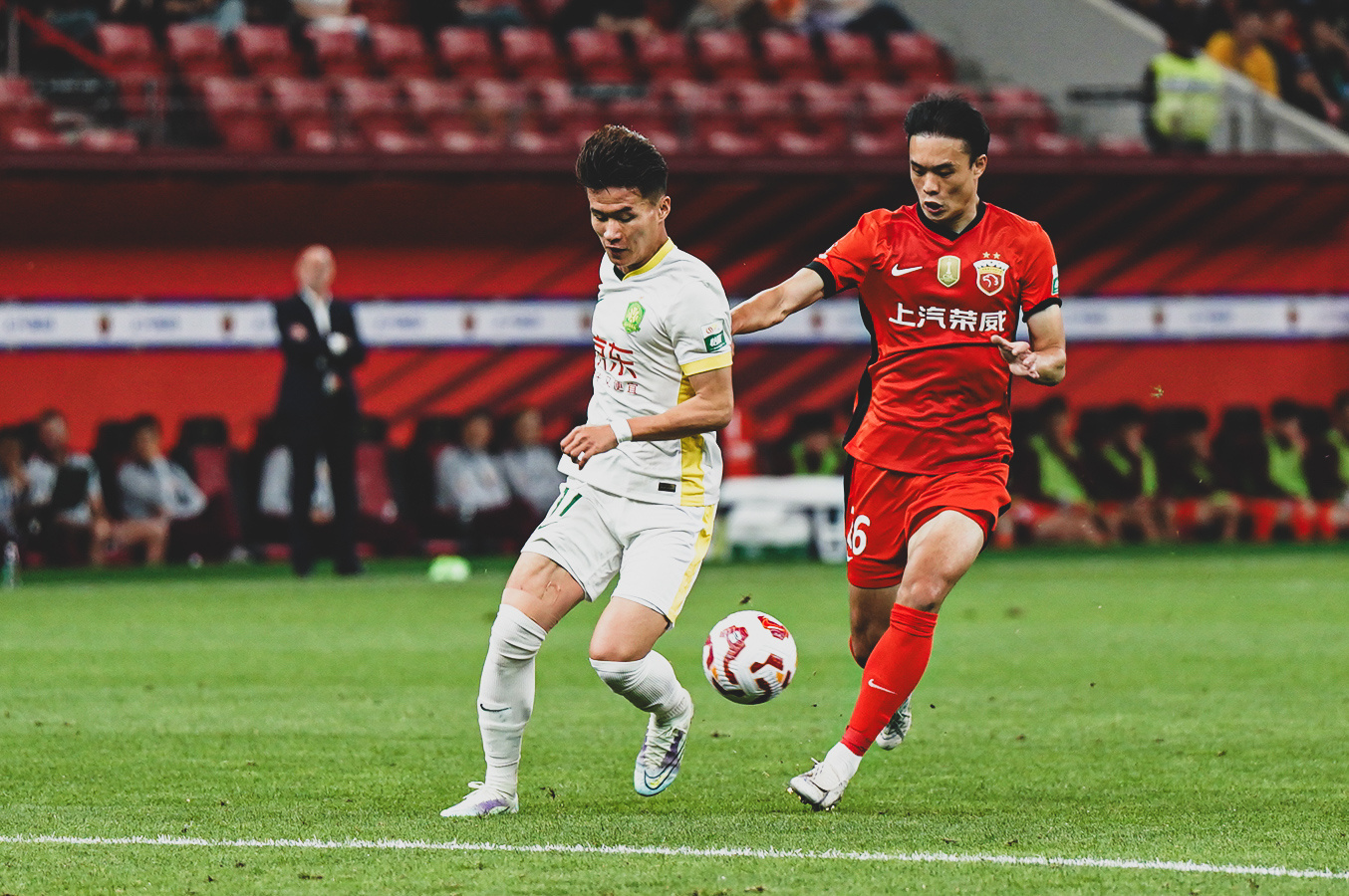 国安战平上港:北京国安队与上海上港队踢平,积分保持不变的简单介绍 国安战平上港:北京国安队与上海上港队踢平,积分保持不变的简单介绍