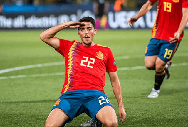 包含里尔遭遇圣保罗逼平，积分榜排名暂时持平的词条