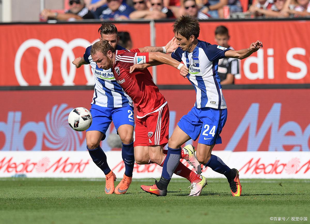 沙尔克04击败门兴格拉德巴赫,实现连胜 沙尔克04击败门兴格拉德巴赫,实现连胜