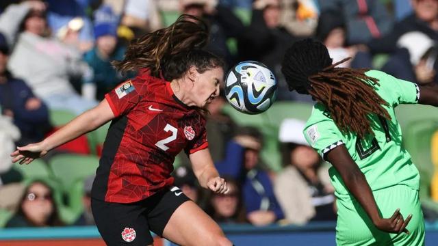 包含墨西哥女足压倒加拿大，锁定世界观赛半决赛的词条