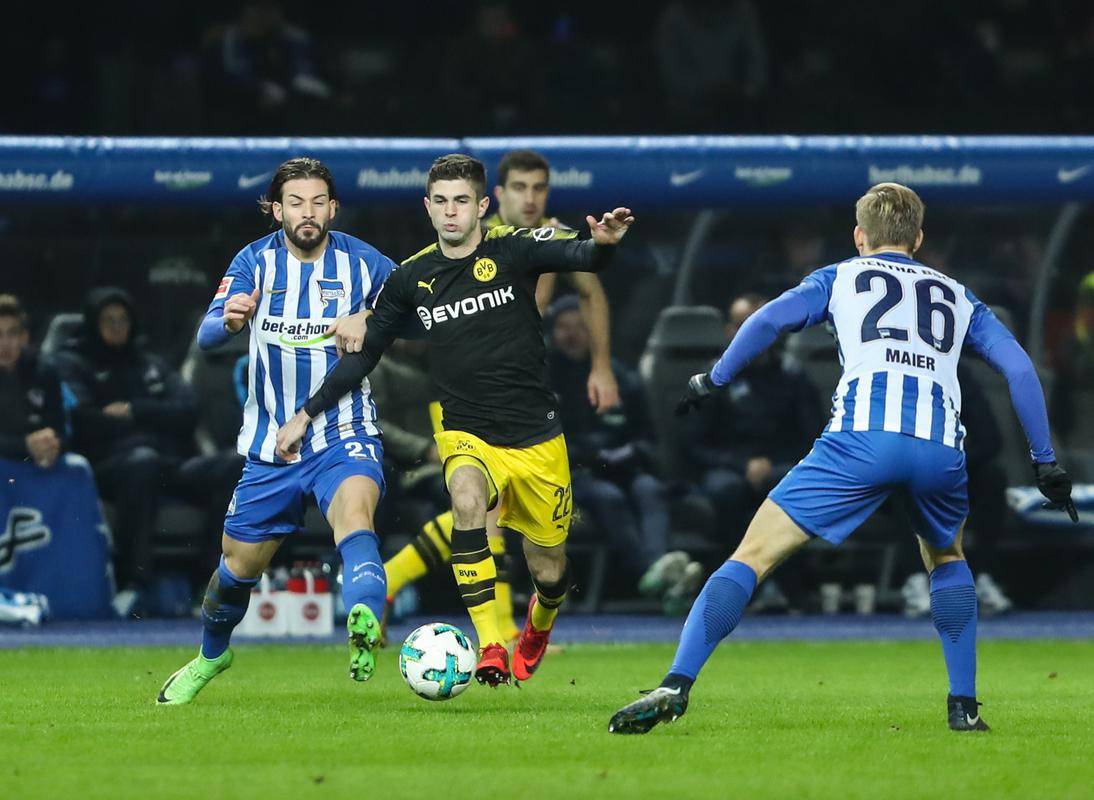 柏林赫塔客场反超，逆袭成功