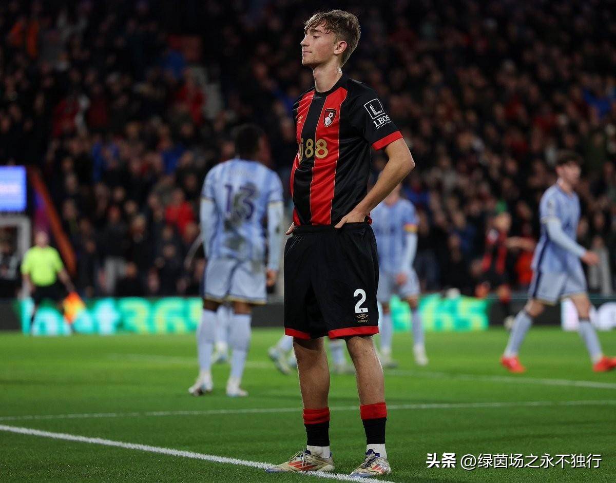 关于利物浦前锋受伤，伯恩茅斯战获胜的信息