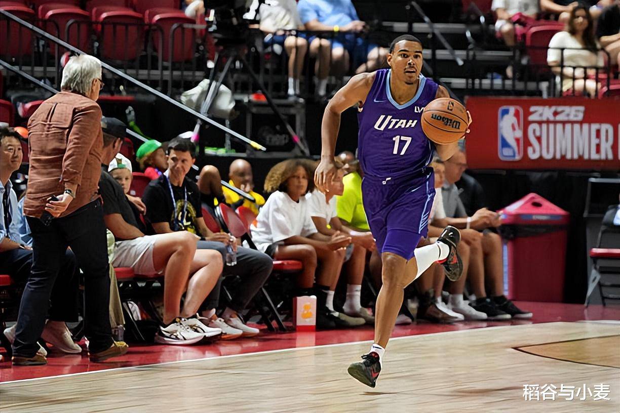 爵士长人喜获联盟最佳球员称号,表现稳定出众的简单介绍 爵士长人喜获联盟最佳球员称号,表现稳定出众的简单介绍