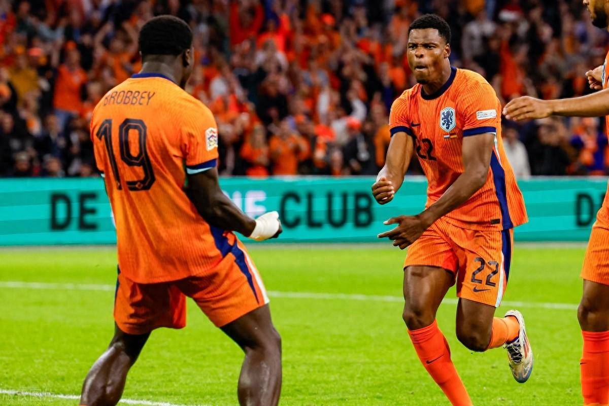 荷兰队在欧国联比赛中迎战固守,险胜对手的简单介绍 荷兰队在欧国联比赛中迎战固守,险胜对手的简单介绍