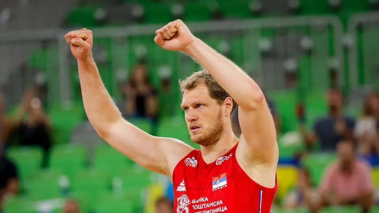 关于德国力克乌克兰，争取出线机会的信息