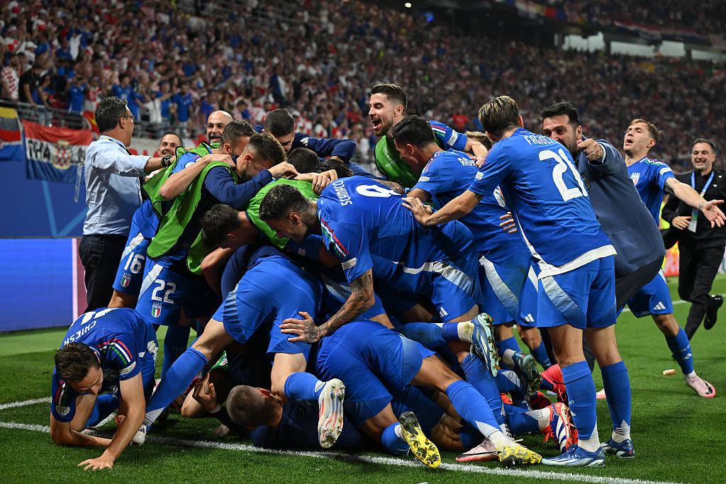 意大利成功晋级，在狭窄胜局中胜出