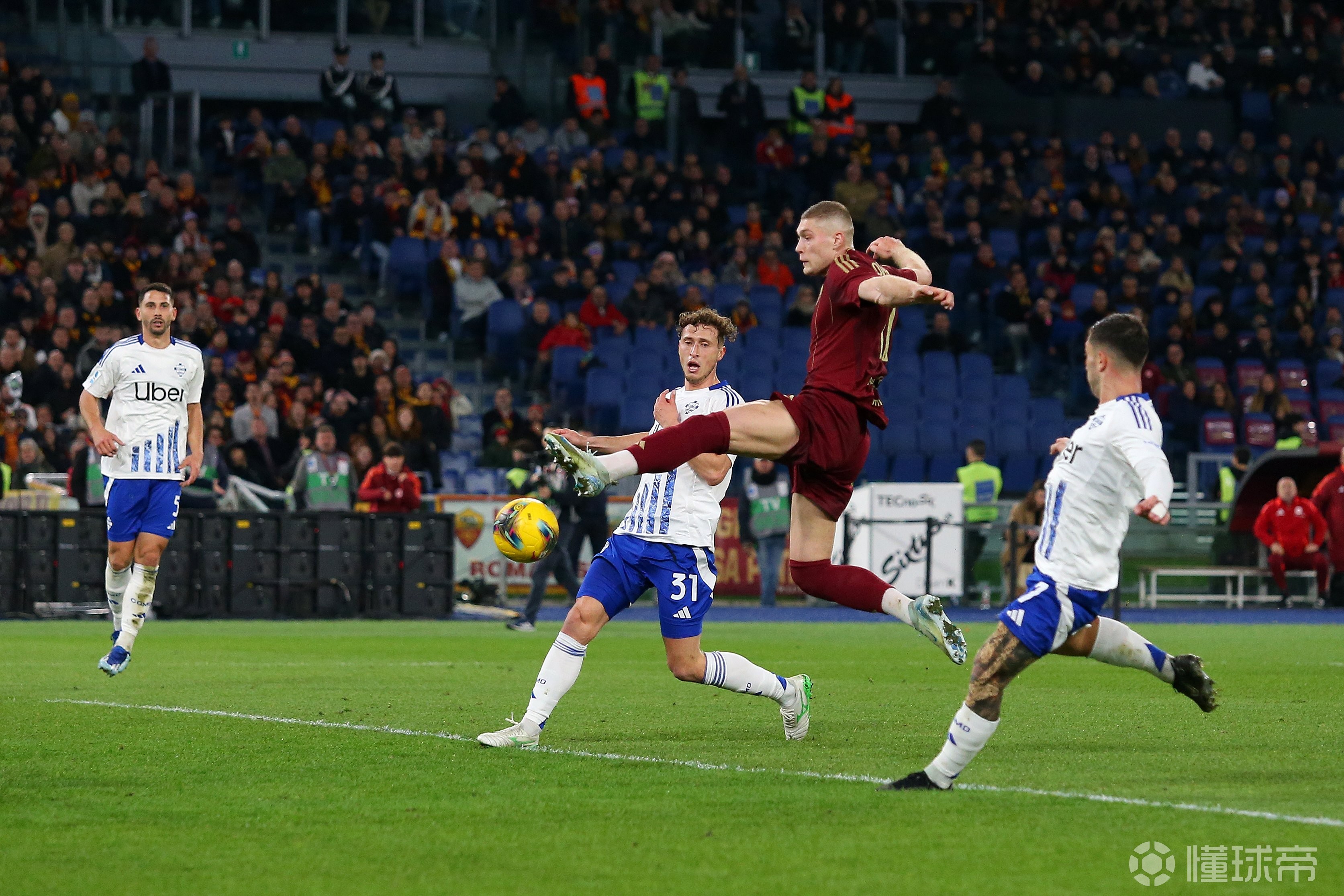 罗马足球俱乐部冬训抵达南部地区，备战联赛